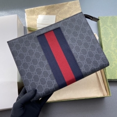 Gucci Clutch Bags